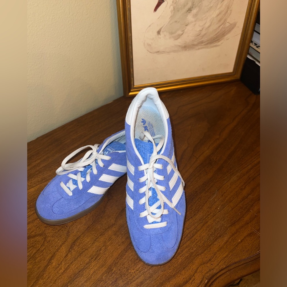 Wmns Gazelle Indoor 'Blue Fusion Gum'